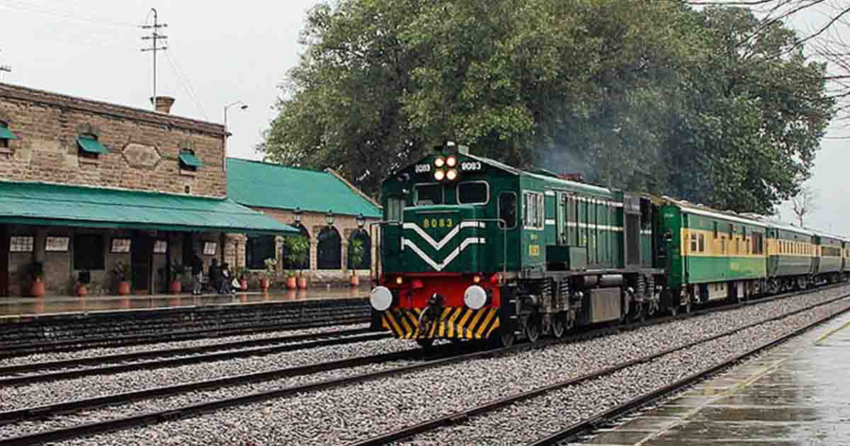 Is Pakistan Railways Doomed? Experts Call for Privatization After PIA Sale